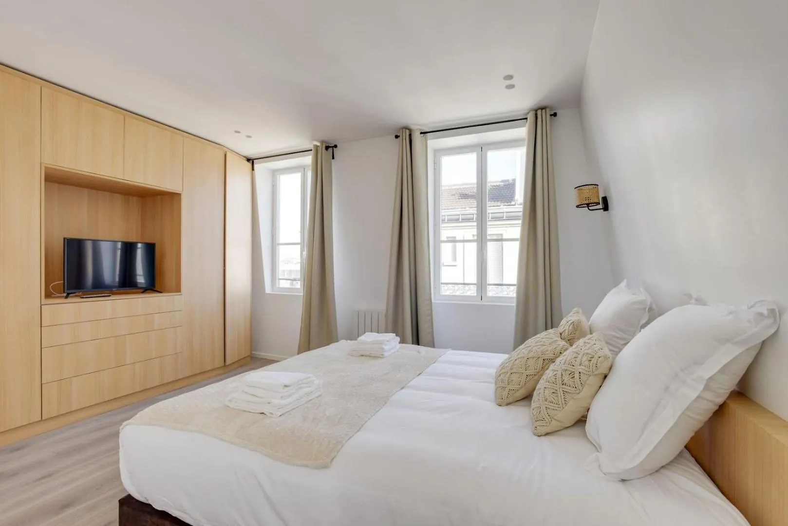 Bluestay 38 - Charmant Duplex A Paris Apartment
